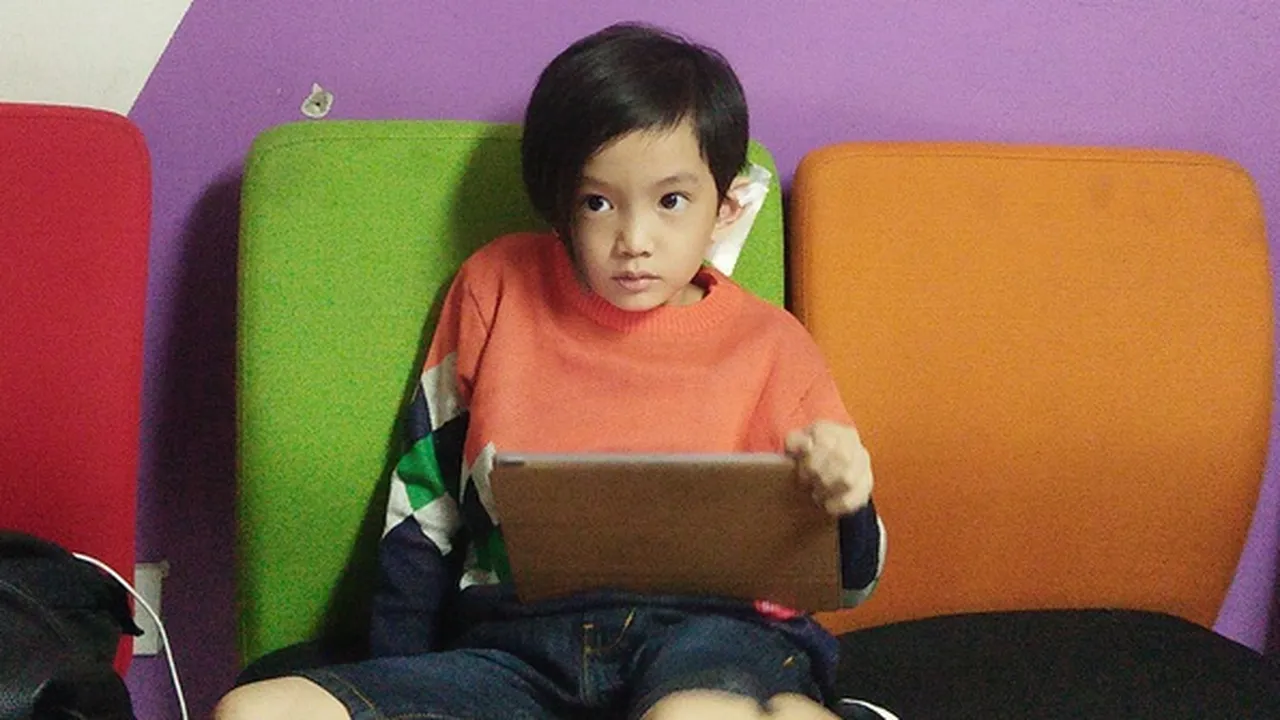Dibilang Sakit Sang Anak Cuma Congek, Istri Anji Akui Baper