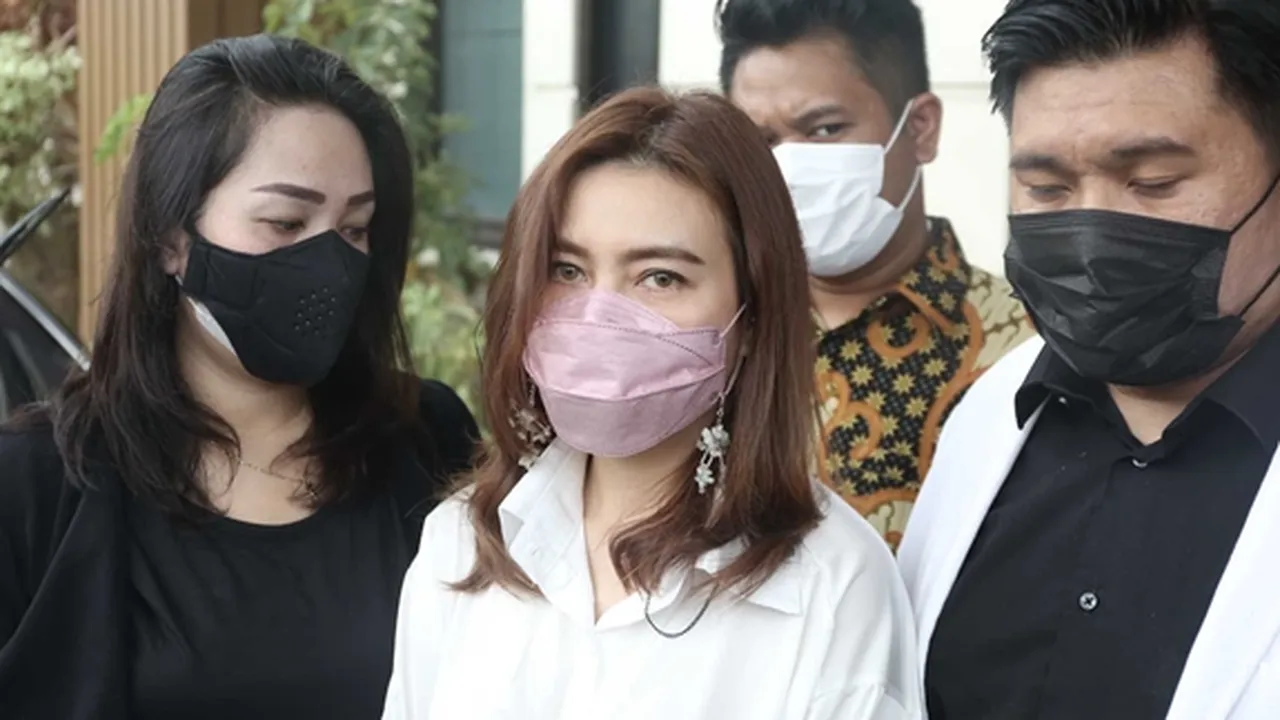 Diduga Selingkuh Dengan Thalita Latief, Wanita Ini Ceraikan Suami Diduga Selingkuh Dengan Thalita Latief, Wanita Ini Ceraikan Suami