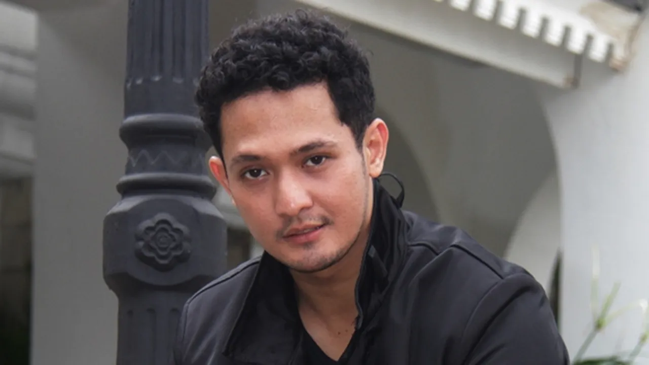 Digadang-Gadang Punya Vokal Mirip Michael Buble, Penyanyi Baru Ini Rilis 'Tetap Setia'