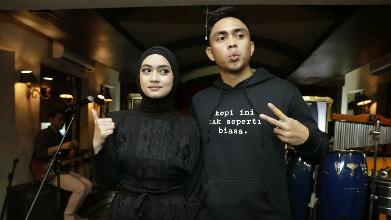 Digawangi Pasangan Ayudia - Ditto, Band Dengarkan Dia Rilis Lagu 'Rindu'