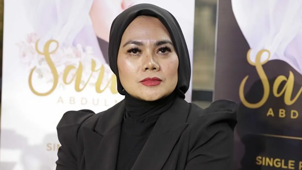 Digosipkan Pacaran dengan Vicky Prasetyo, Sarita Abdul Mukti: Cari Konten Dia Digosipkan Pacaran dengan Vicky Prasetyo, Sarita Abdul Mukti: Cari Konten Dia