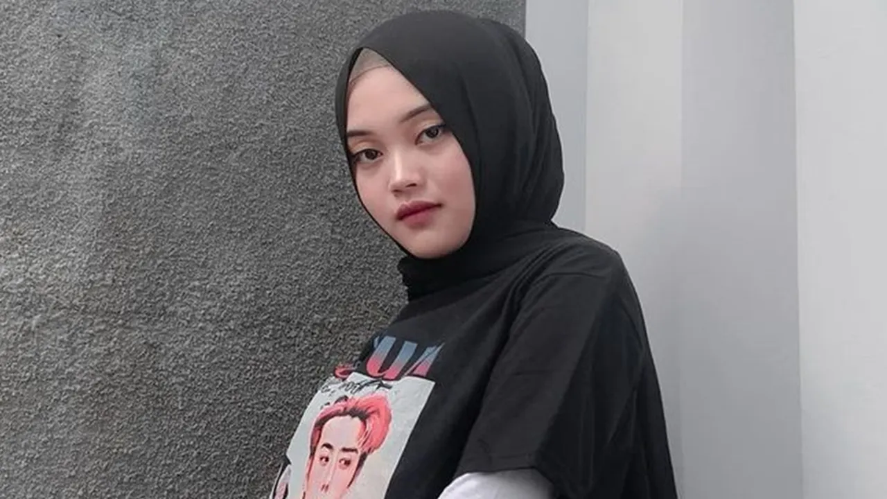 Namanya Turut Diseret Dalam Kasus Sule - Nathalie Holscher Sampai Dihujat, Putri Delina Tetap Sabar dan Buka Suara Namanya Turut Diseret Dalam Kasus Sule - Nathalie Holscher Sampai Dihujat, Putri Delina Tetap Sabar dan Buka Suara