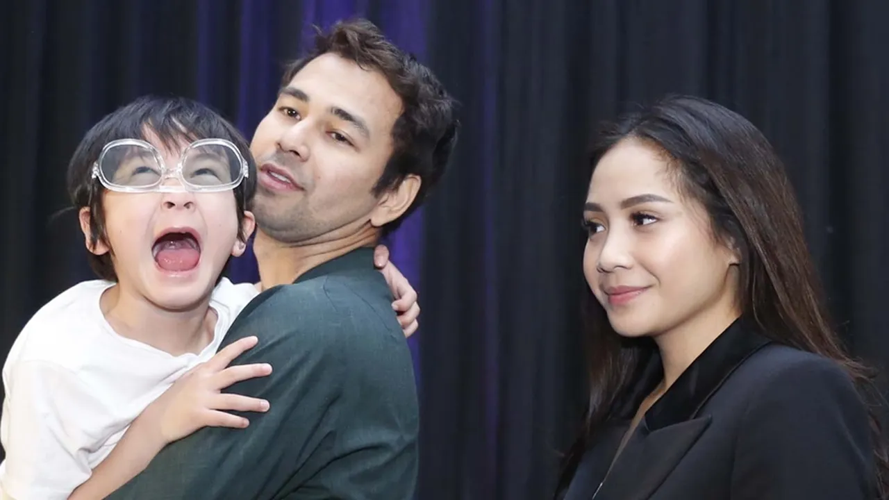 Dihukum Raffi Ahmad Dikunci di Dalam Kamar Mandi, Rafathar Teriak Istigfar Dihukum Raffi Ahmad Dikunci di Dalam Kamar Mandi, Rafathar Teriak Istigfar