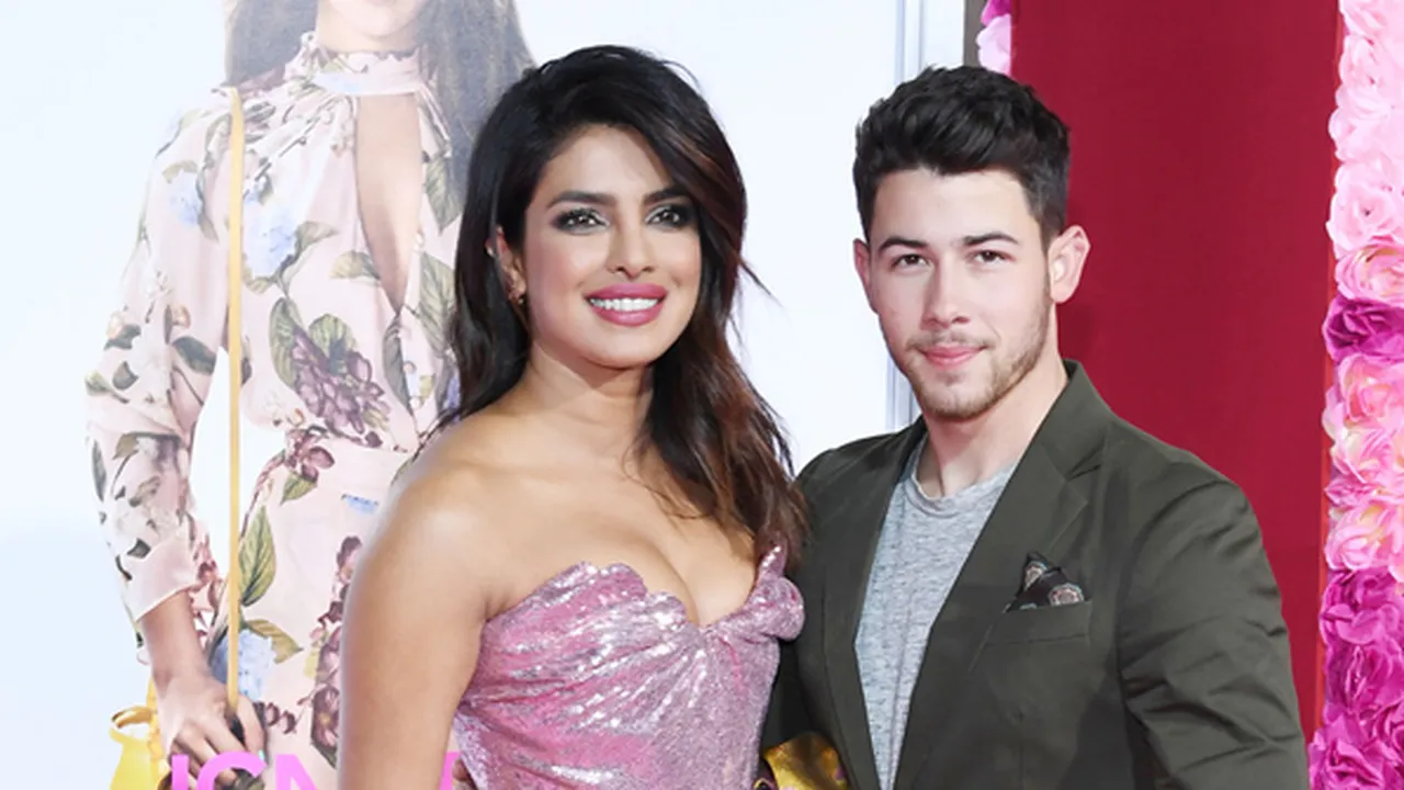 Dikabarkan Bakal Cerai, Priyanka Chopra Buktikan Pernikahannya Baik-Baik Saja Dikabarkan Bakal Cerai, Priyanka Chopra Buktikan Pernikahannya Baik-Baik Saja