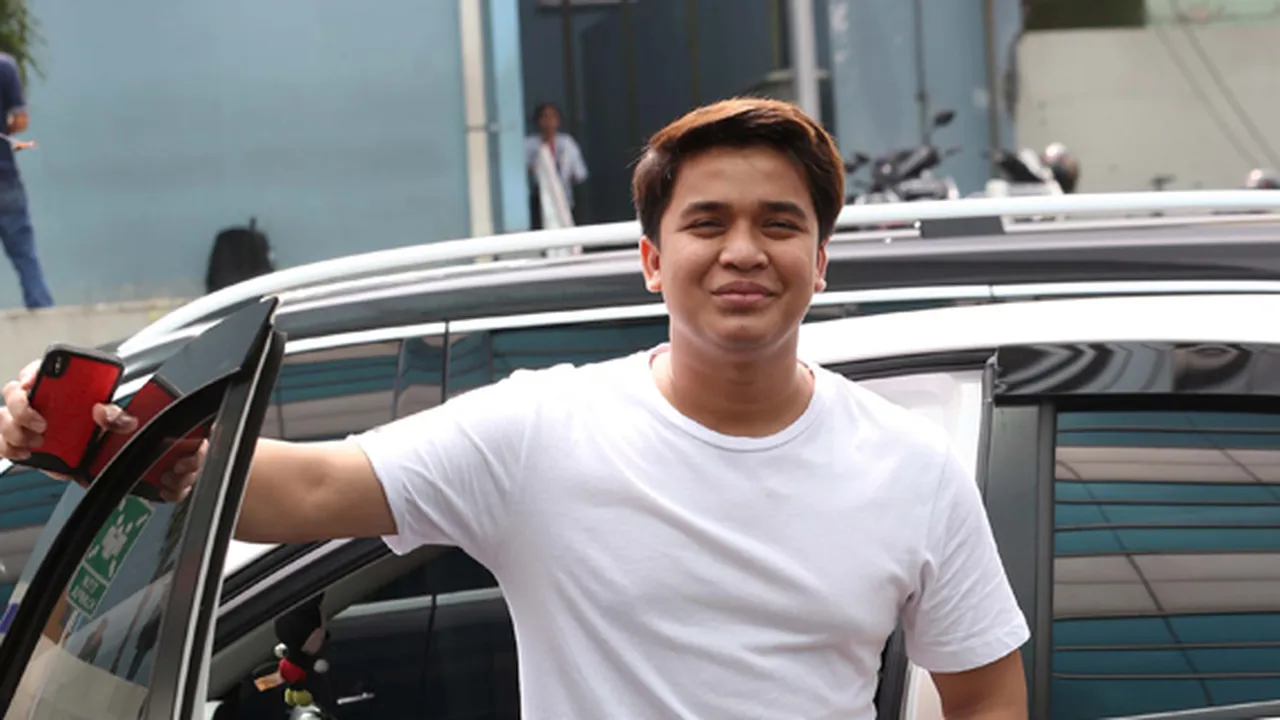 Dikabarkan Balikan dengan Hilda Vitria, Begini Tanggapan Billy Syahputra Dikabarkan Balikan dengan Hilda Vitria, Begini Tanggapan Billy Syahputra
