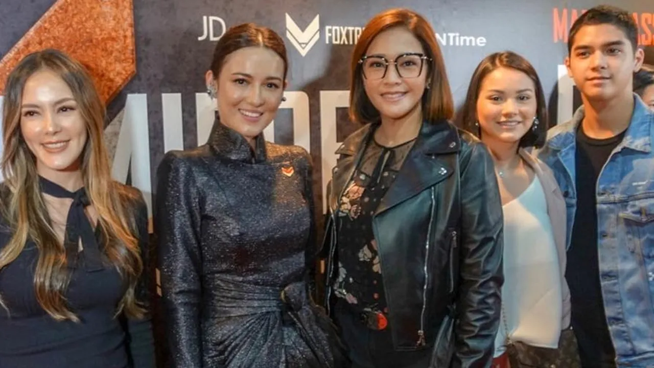 Dikabarkan Berantem, Al Ghazali dan Alyssa Daguise Justru Hadiri Gala Premiere Bareng