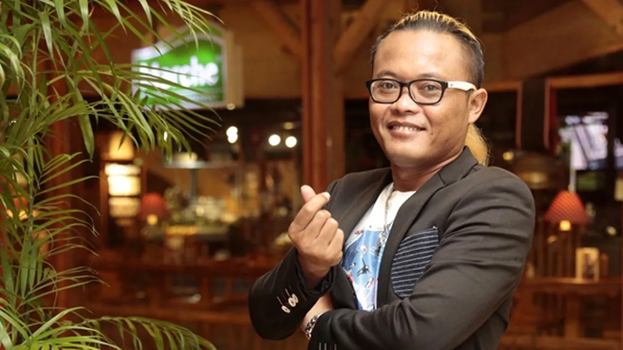 Dikabarkan Dekat Dengan Sule, Ternyata Pesinden Rita Tila Adik Kelas Lina