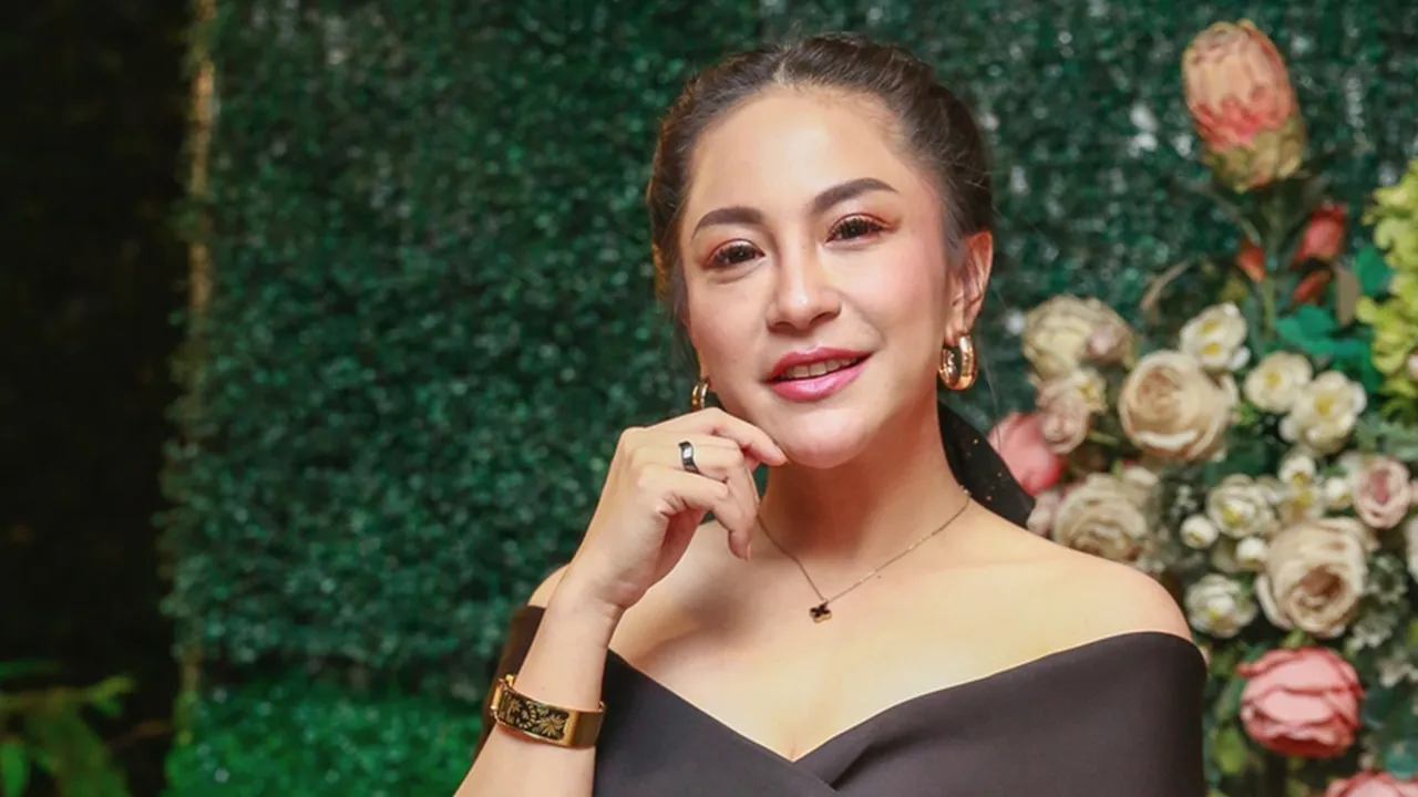 Dikabarkan Pacaran dengan Mantan Suami Shinta Bachir, Begini Respon Nabila Gomes