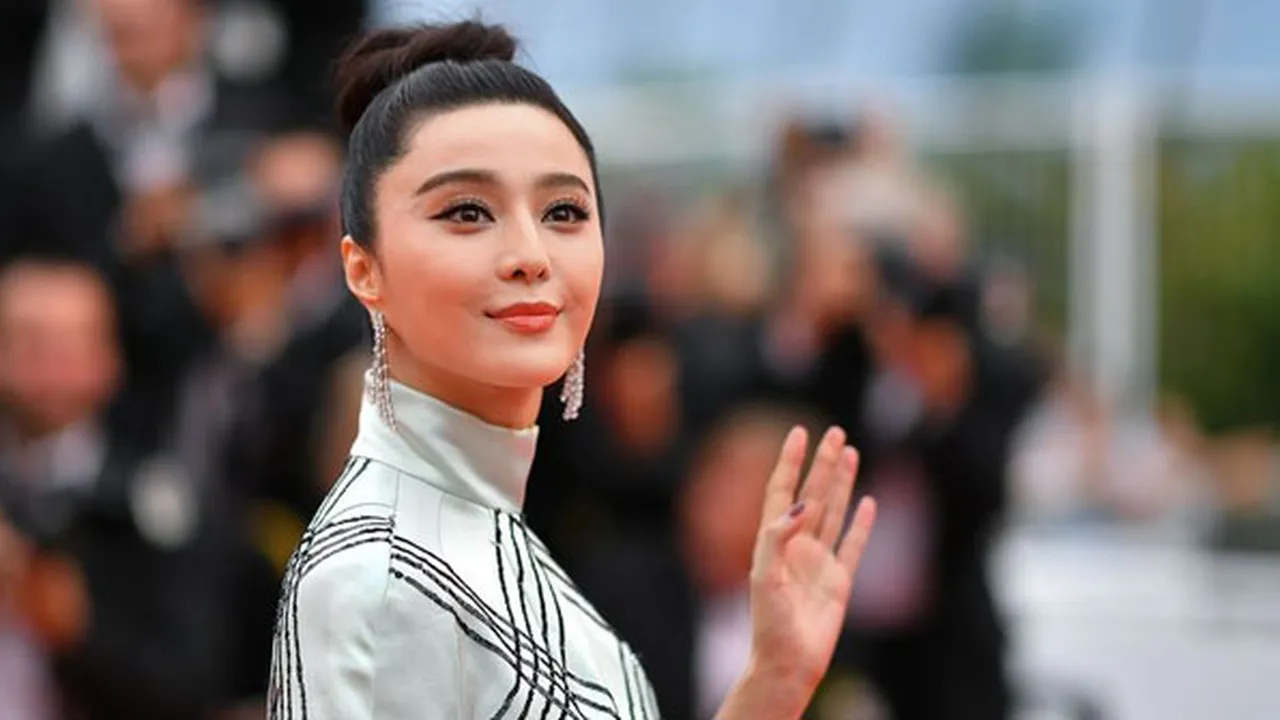 Dikabarkan Segera Pensiun, Fan Bingbing Jual Barang-Barang Mewah Miliknya?