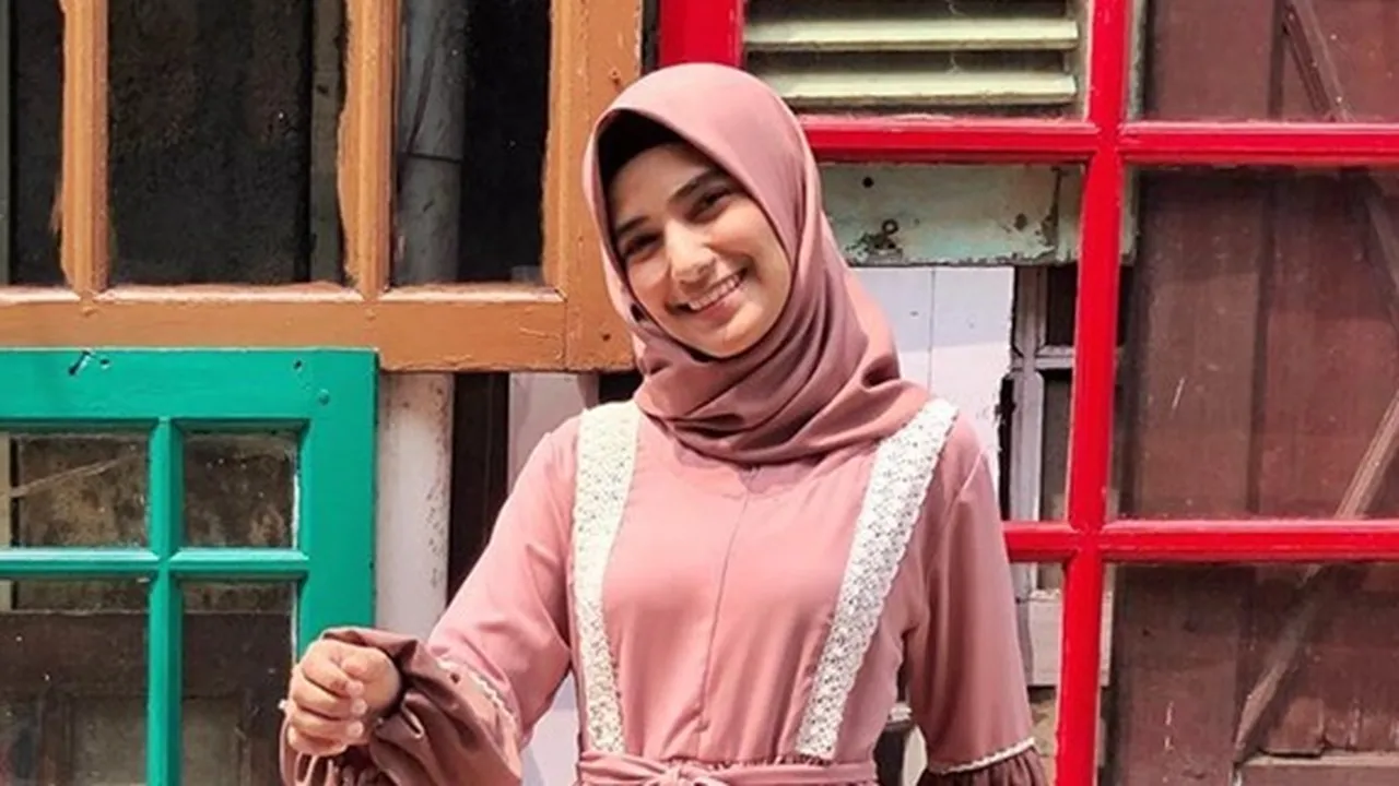 Dikabarkan Sudah Ditalak Rizki DA, Ibu Kandung Nadya: Jangan Sampai Hamil Sendirian, Pedih