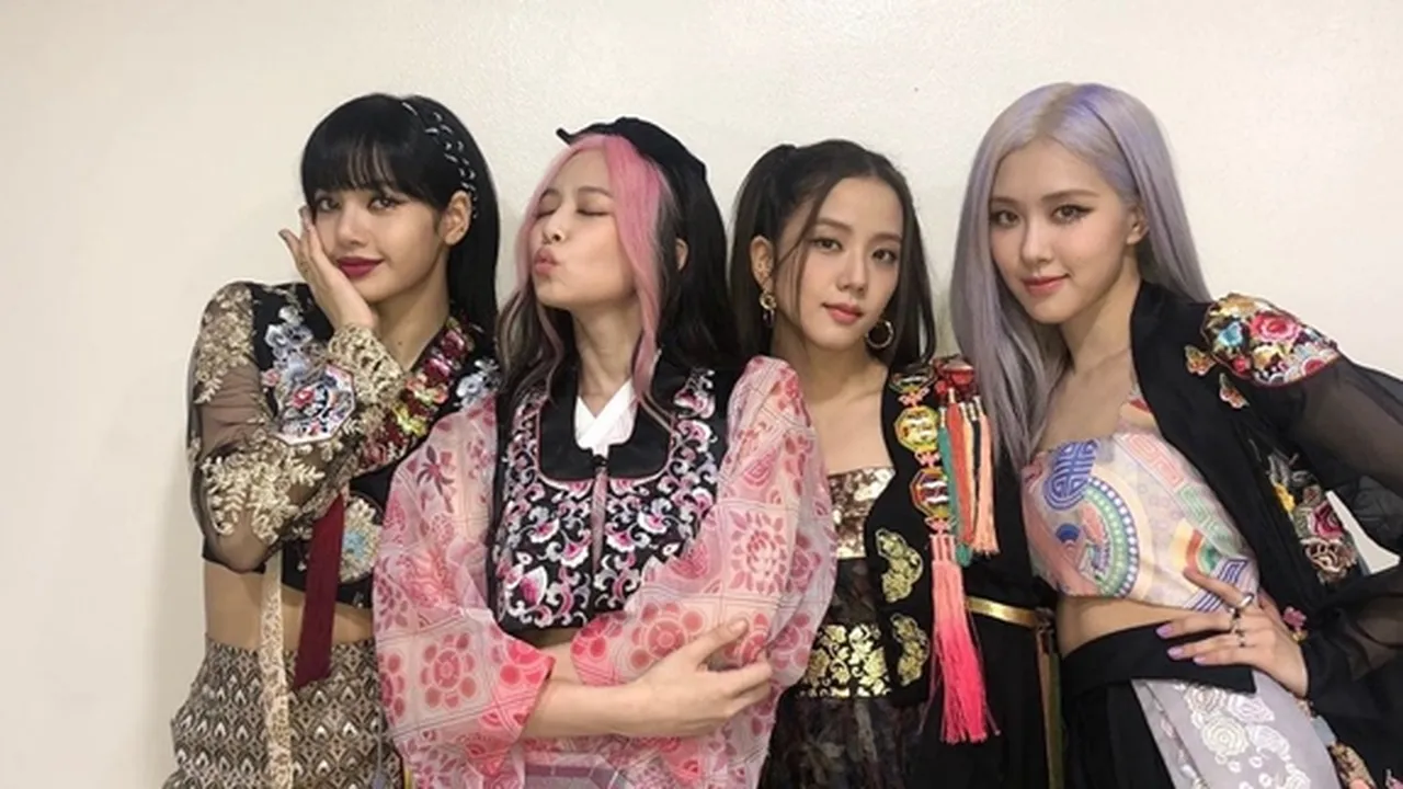 Dikenal Fashionable, Berikut Ini 5 Kostum Panggung Legendaris BLACKPINK