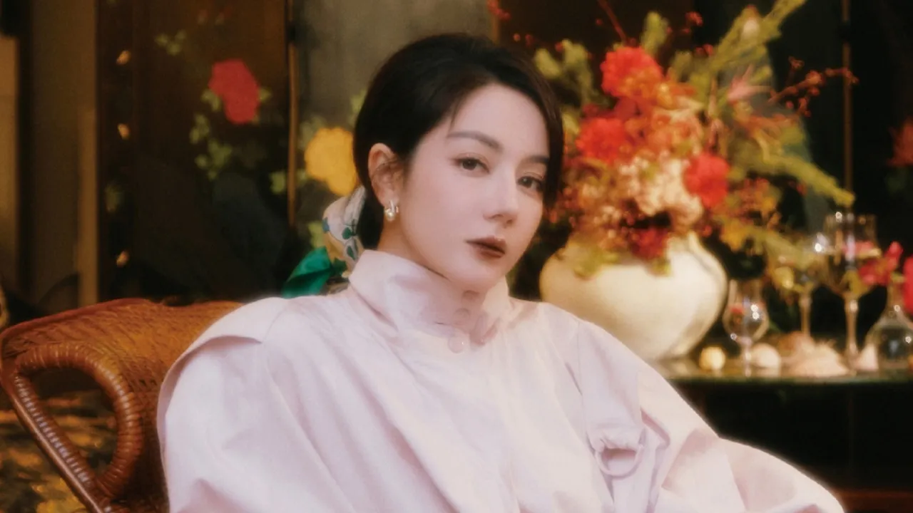 Dilraba Dilmurat Curhat Soal Akting di Wawancara Cover Marie Claire NOW Spring 2026