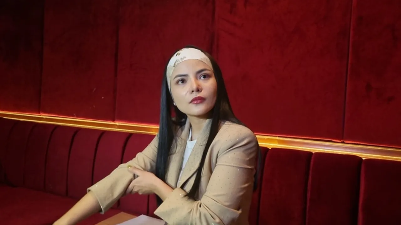 Dinar Candy Buka Suara Soal Kabar Diceraikan Ko Apex Lewat Video Call