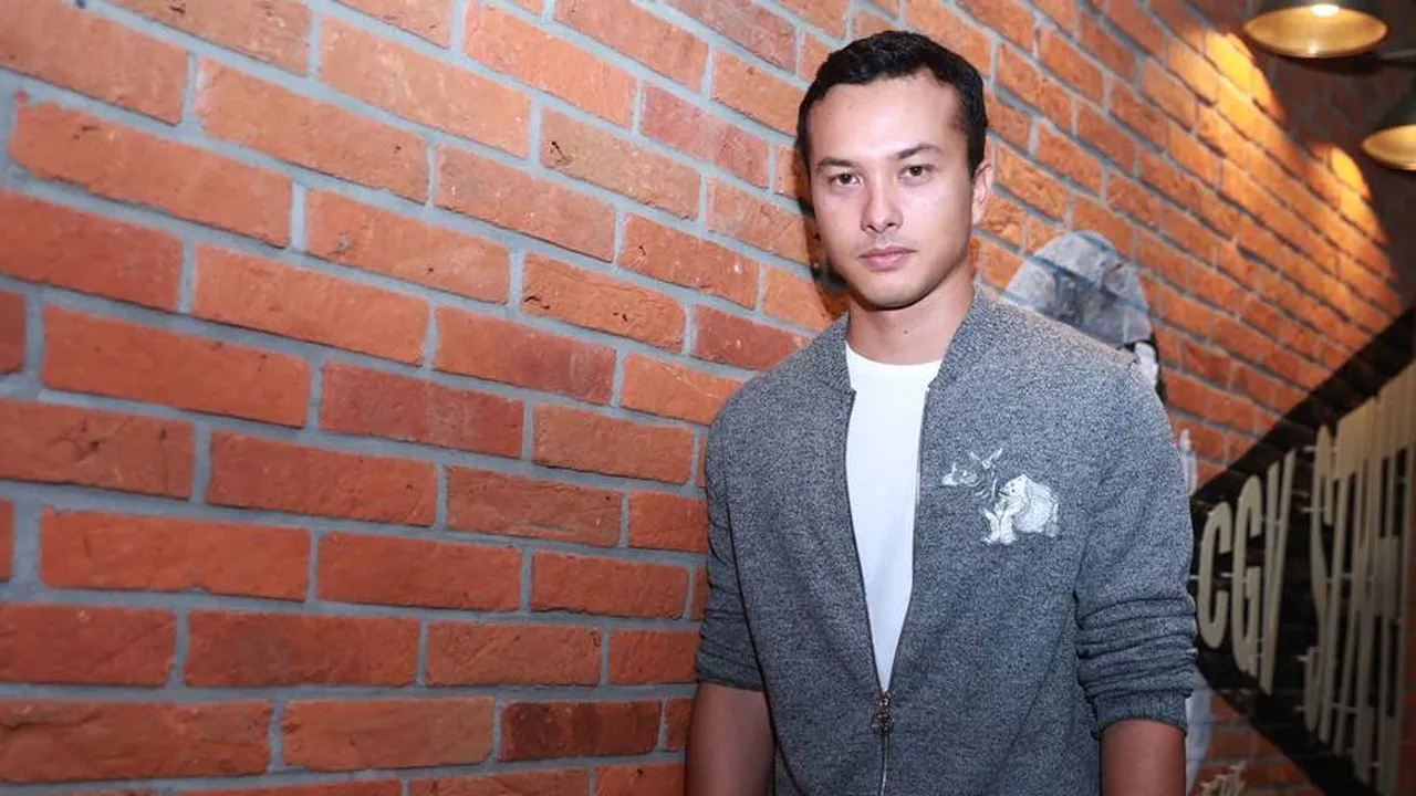 Diperankan Nicholas Saputra, Aquanus Versi Netizen Cocok Parah