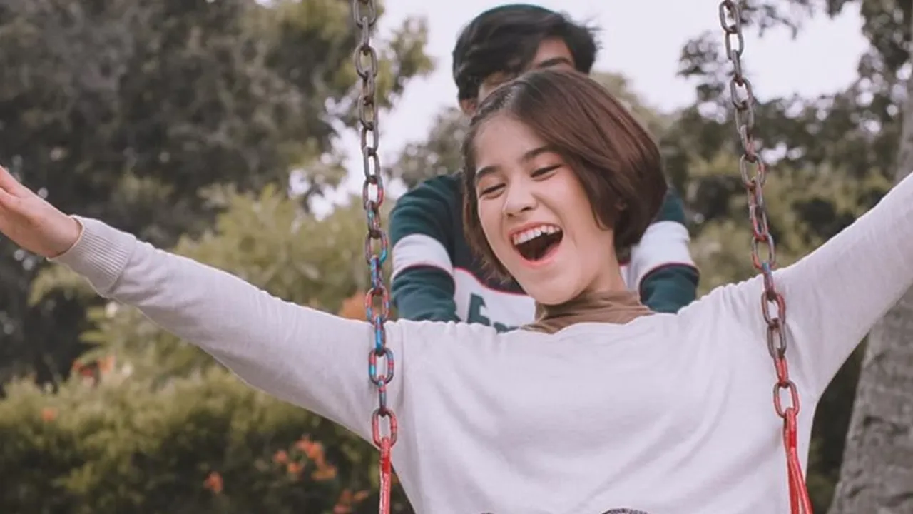 Dipertemukan dengan Sandy Canester, Ashira Zamita Rilis Lagu Baru