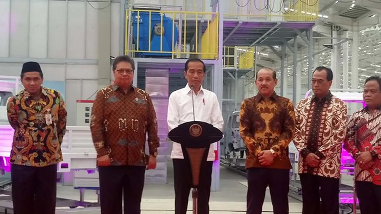 Diresmikan Jokowi, Pabrik Mobil Esemka Langsung Luncurkan Dua Produk