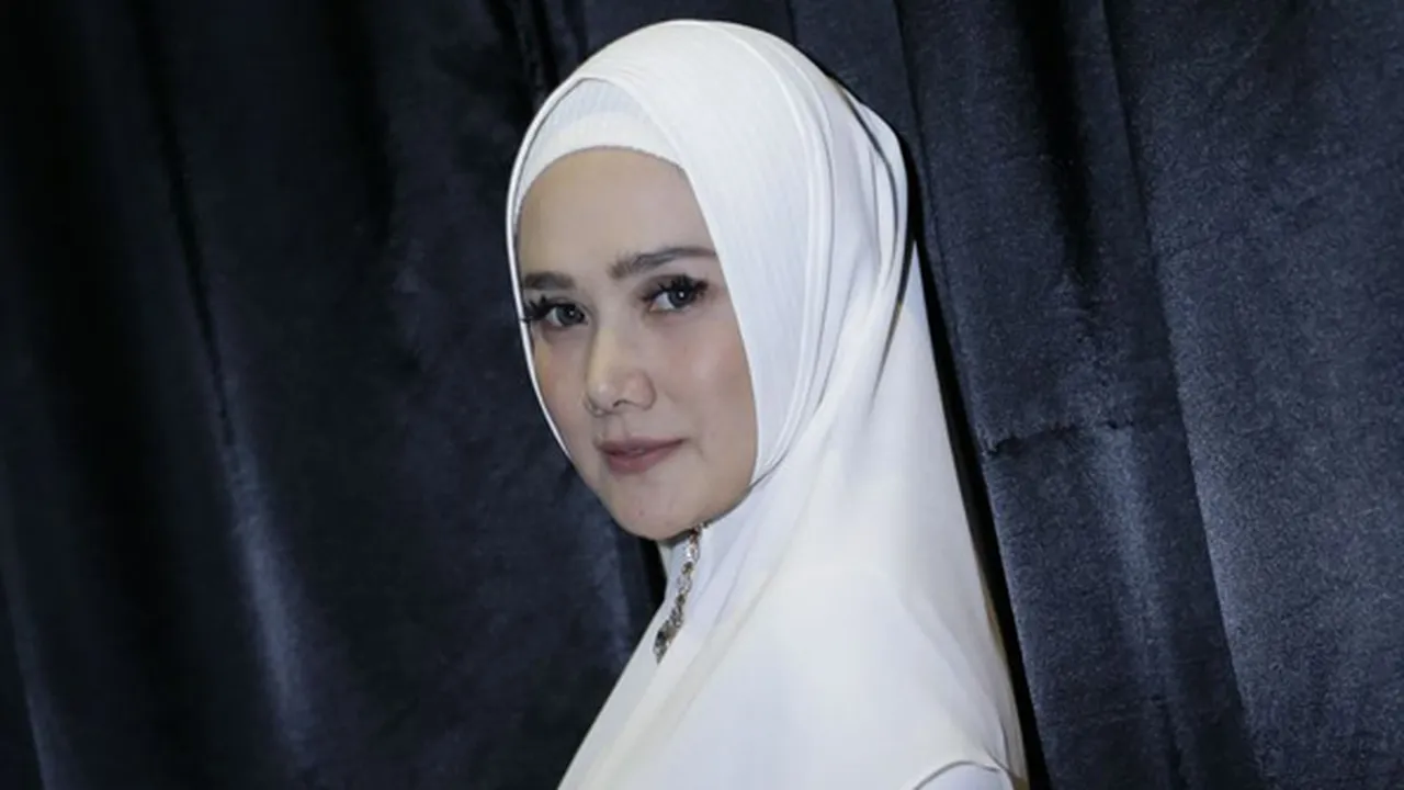 Disentil KPK Karena Barang Endorse, Mulan Jameela Hapus Postingan Disentil KPK Karena Barang Endorse, Mulan Jameela Hapus Postingan