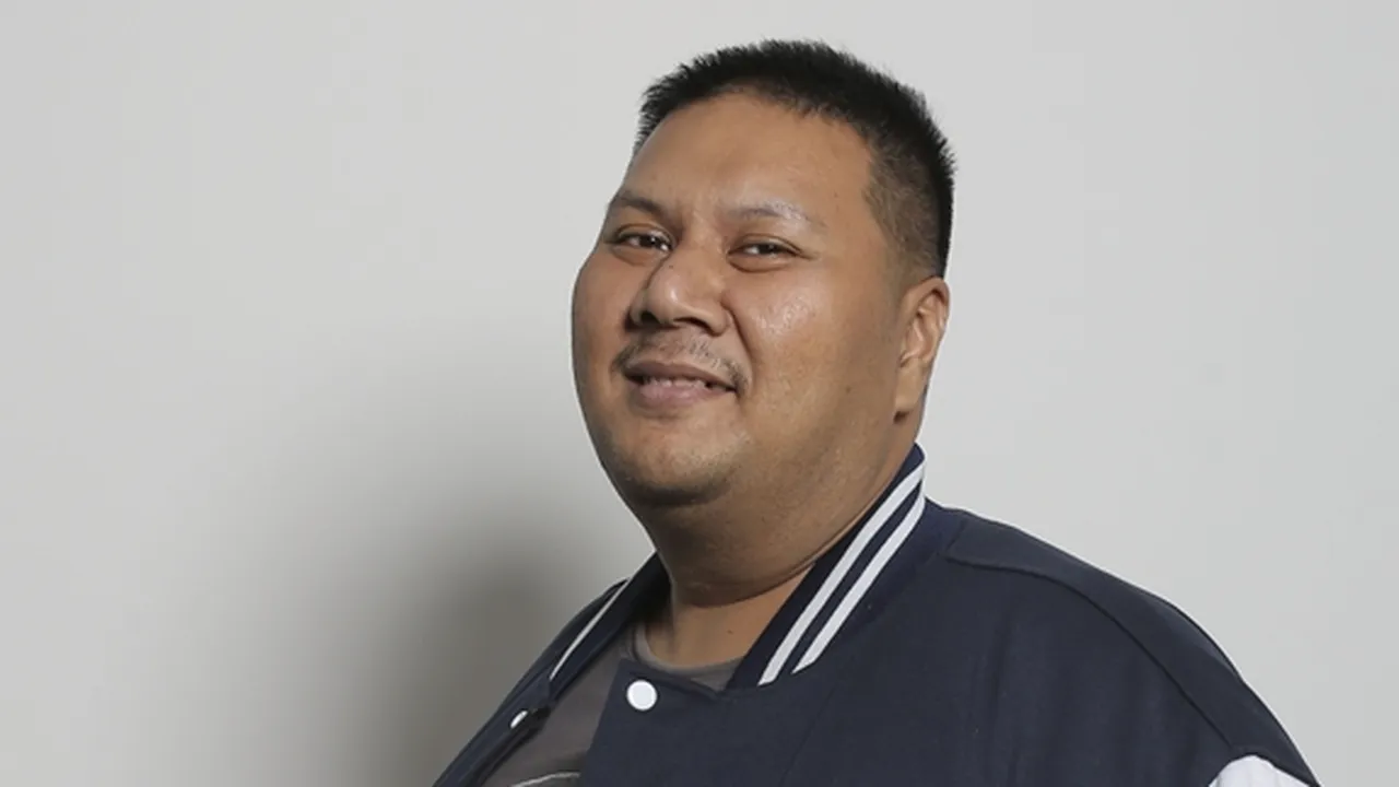 Disomasi 1 Miliar Gara-Gara Pakai Nama 'Open Mic', Mo Sidik Sampai Tidak Bisa Tidur 2 Minggu Disomasi 1 Miliar Gara-Gara Pakai Nama 'Open Mic', Mo Sidik Sampai Tidak Bisa Tidur 2 Minggu