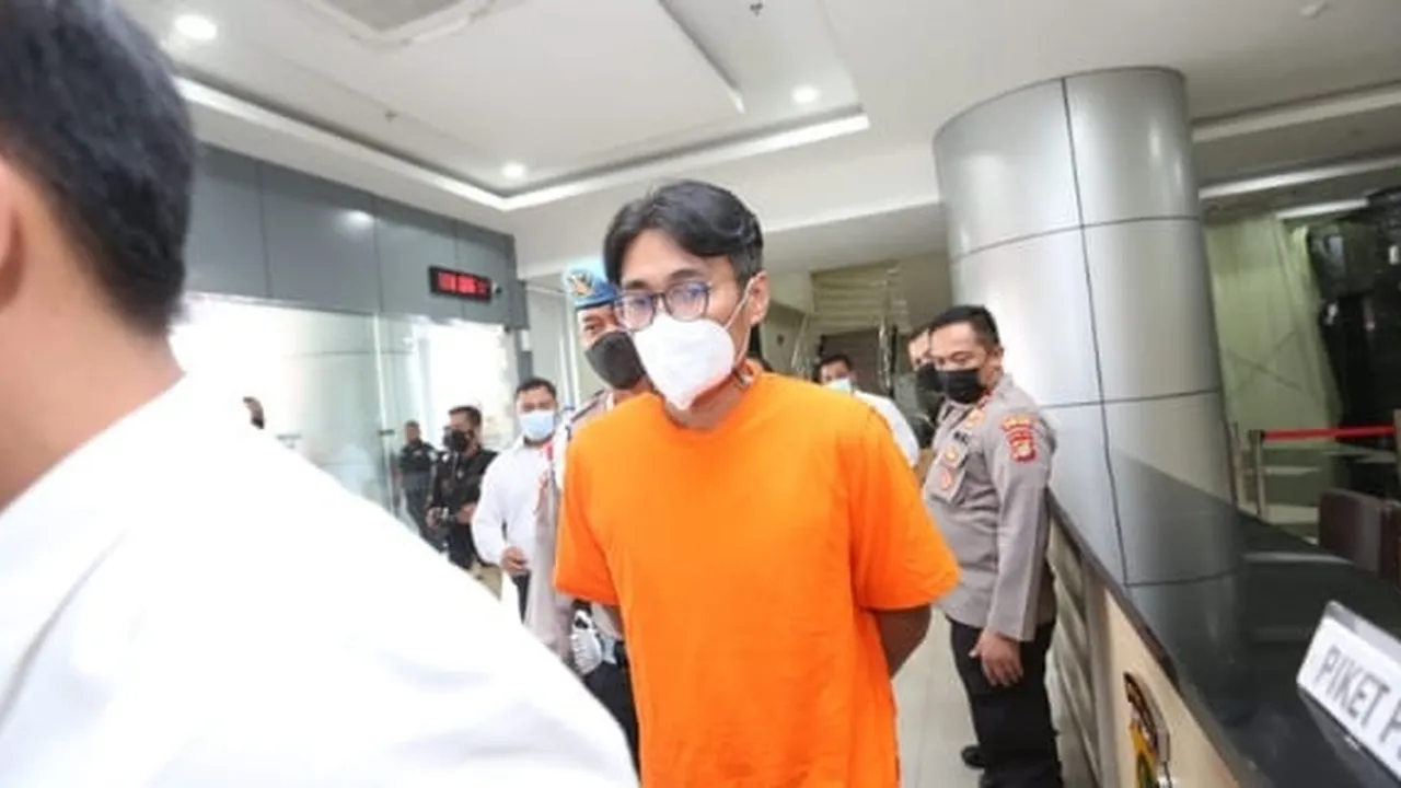 Ditetapkan Tersangka, Doddy Manajer BCL Terancam 5 Tahun Penjara Ditetapkan Tersangka, Doddy Manajer BCL Terancam 5 Tahun Penjara