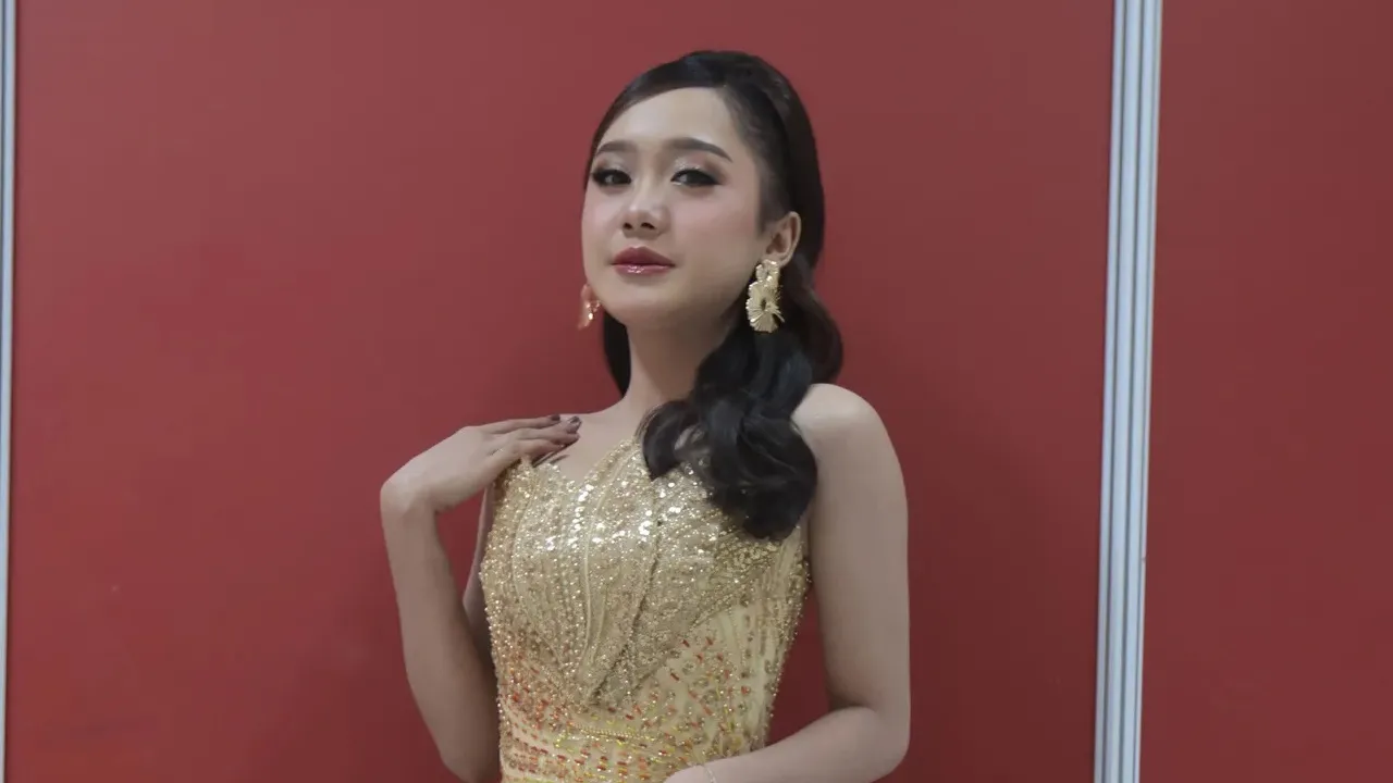 Diva Dangdut Academy 8 Pernah Tidur di Peti Keyboard