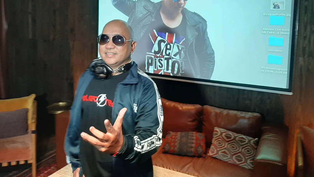 DJ Stroo Rilis Single Bertajuk People Power, Electronic Dance Musik Bernuansa 90-an