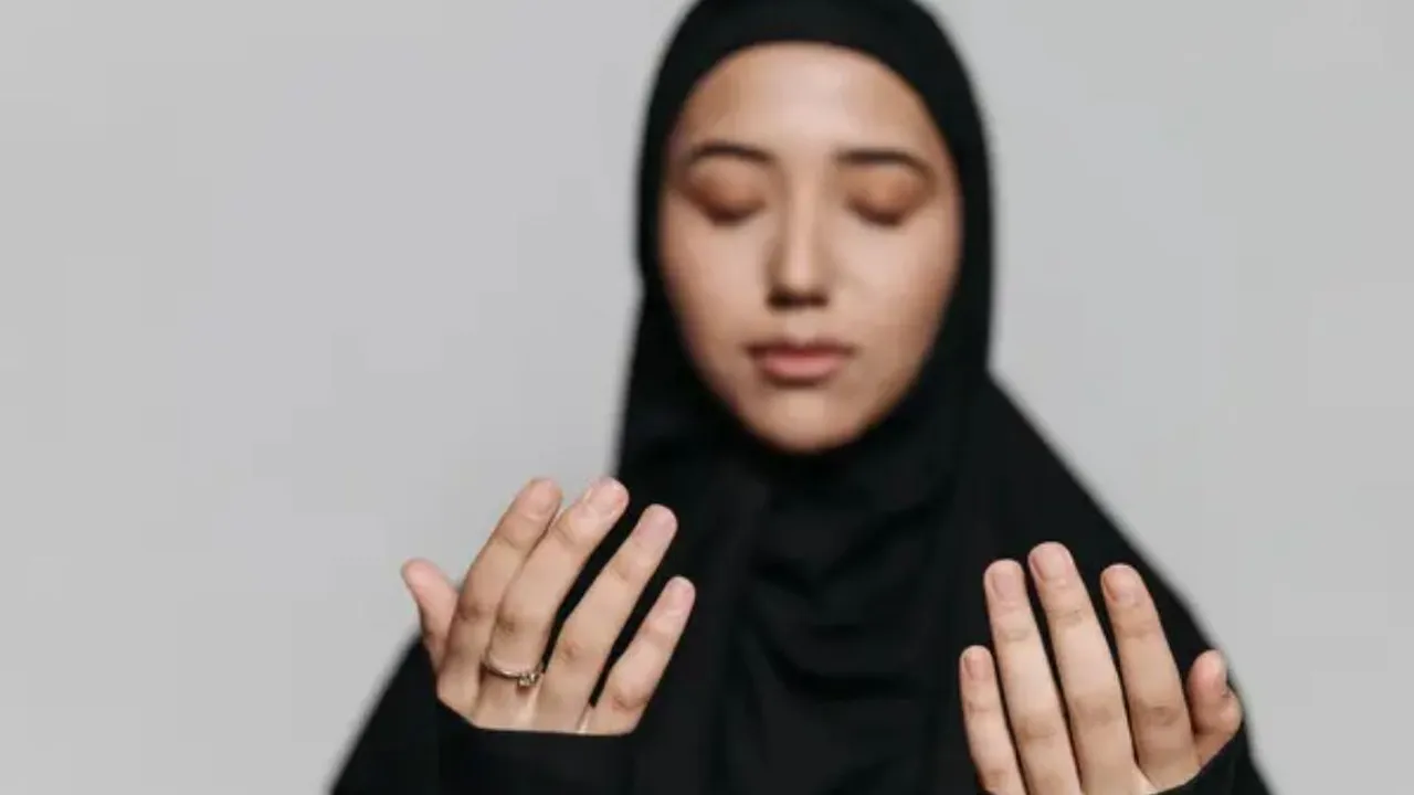 Doa-Doa Penguat Iman yang Bisa Dibaca saat Memasuki Bulan Syawal Lengkap dengan Artinya