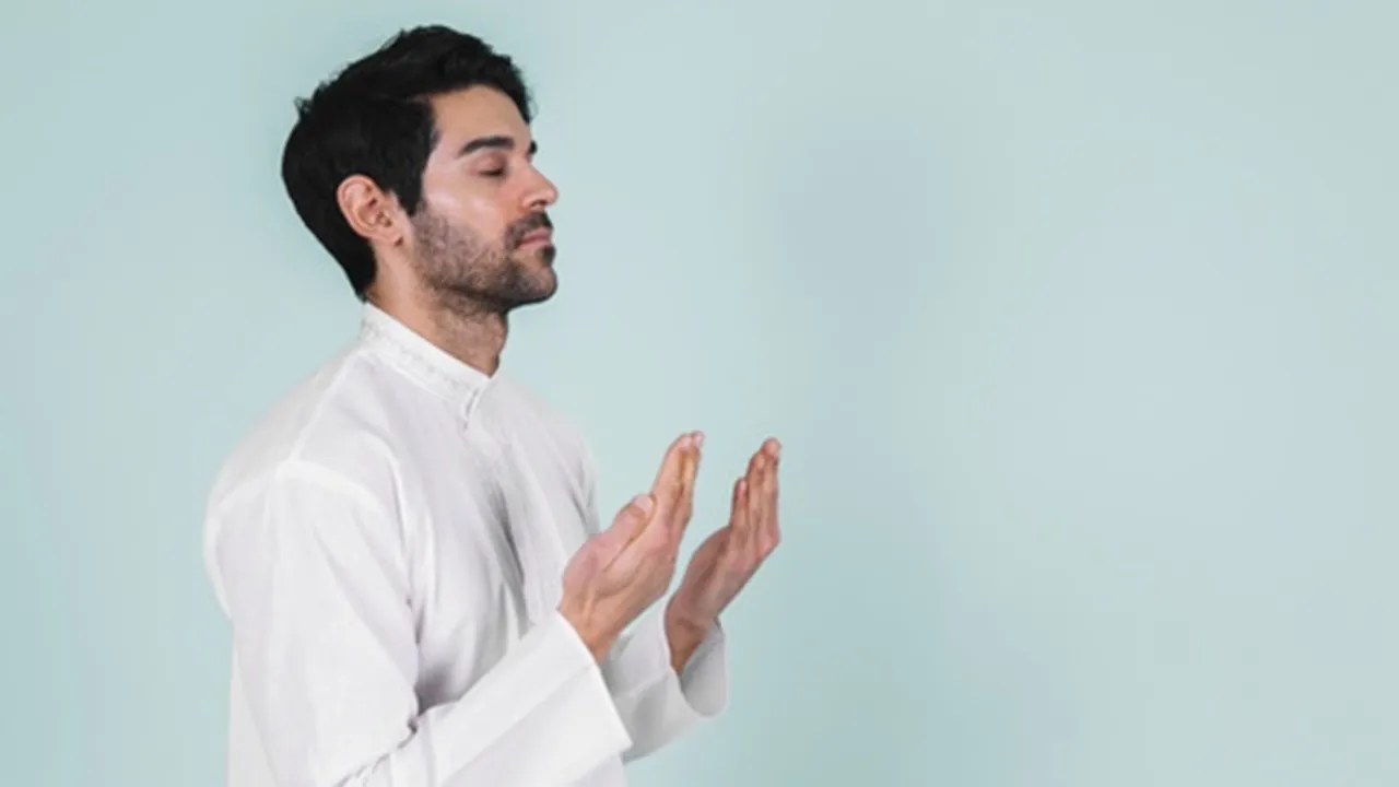 Doa Keselamatan Dunia dan Akhirat, Bisa Amalkan Setelah Sholat