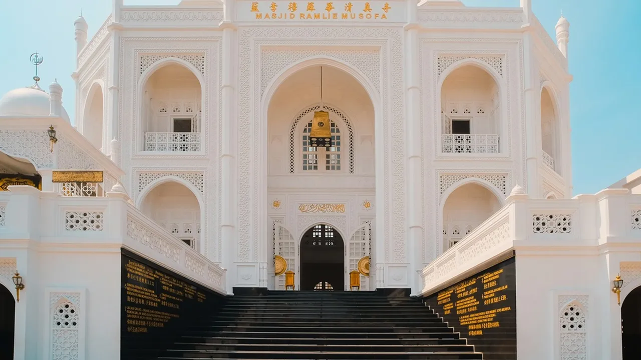 Doa Masuk Masjid dan Artinya, Punya Keutamaan Luar Biasa yang Wajib Diketahui Setiap Muslim