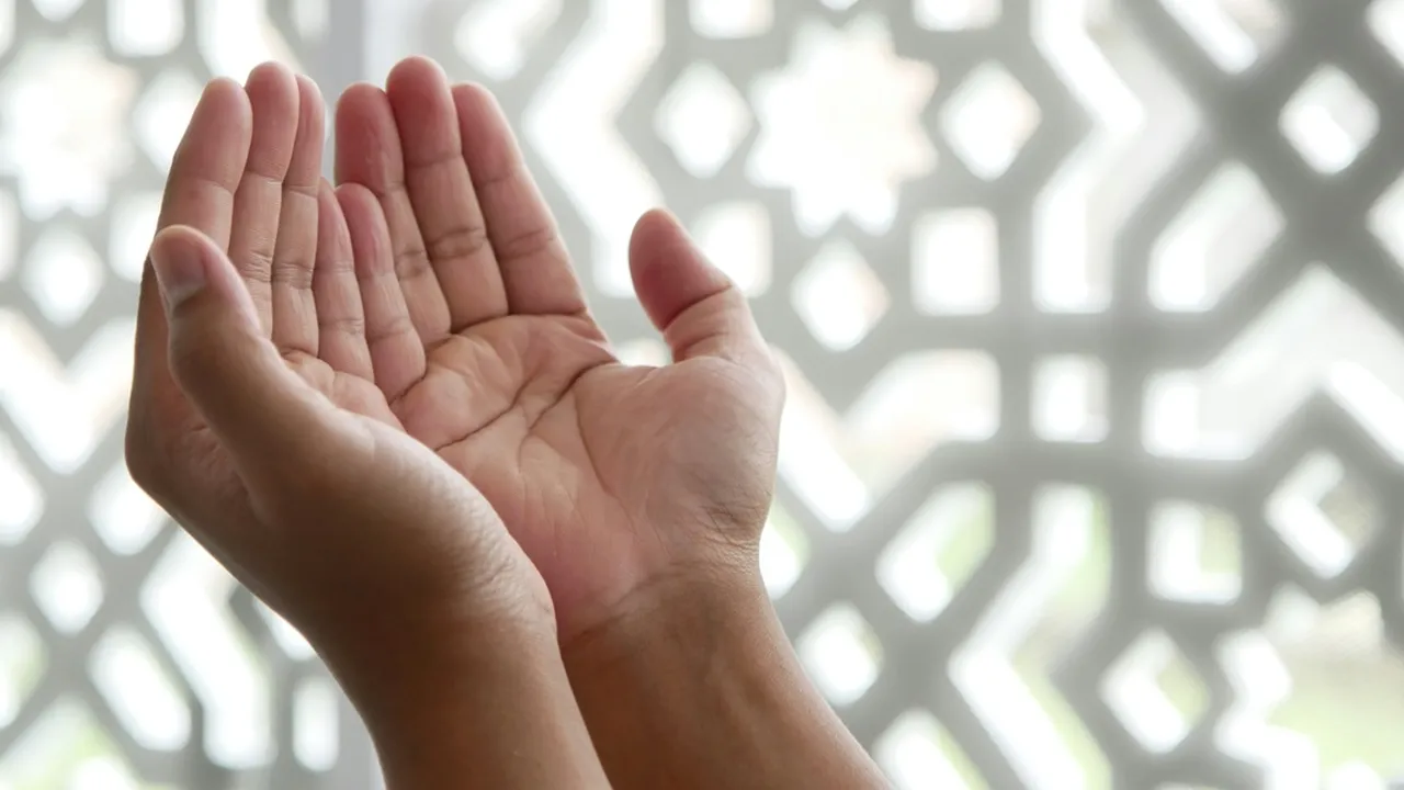 Doa Menerima Membaca Zakat Fitrah yang Dianjurkan Dibaca Amil, Ketahui Keutamaannya