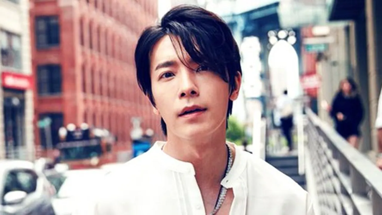 Donghae Super Junior Notice Fanbase ELF Indonesia dan Bilang Cinta