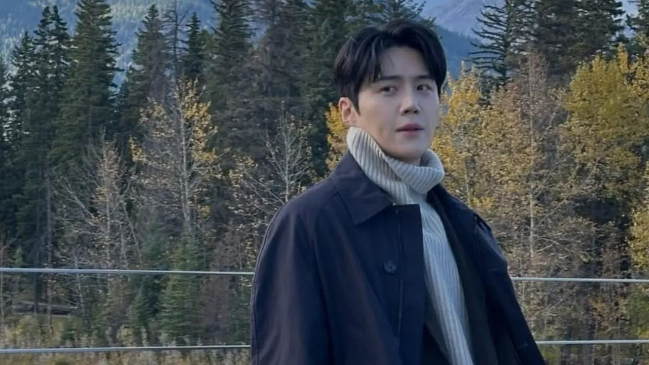 Profil Kim Seon Ho, Aktor di Balik Suksesnya Can This Love Be Translated?