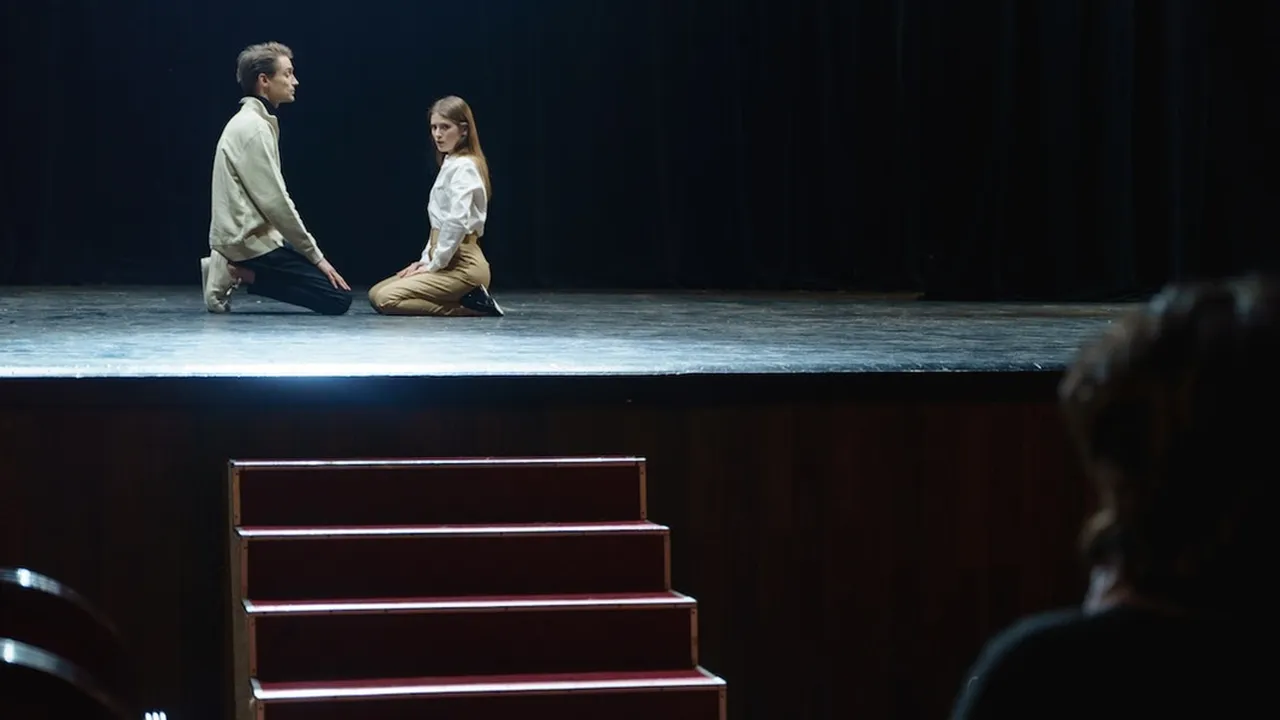 Drama Teater yang Lebih Menonjolkan Dialog Adalah Drama Panggung, Ketahui Pula Jenis-Jenis Lainnya
