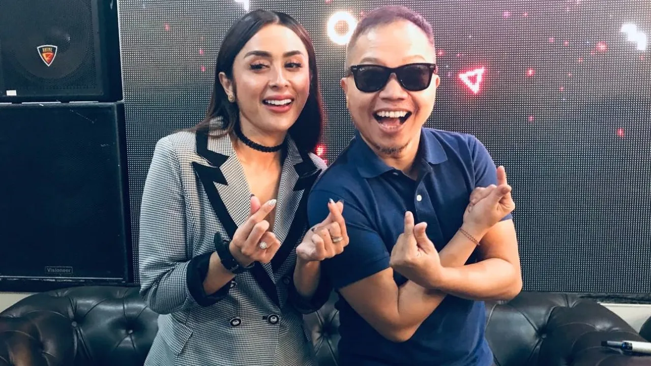 Duet dengan Selvi Kitty, Sandhy Sondoro Luncurkan Lagu 'Yang Penting Cuan'