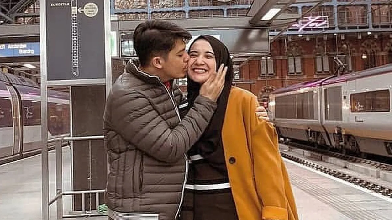 Dukungan Manis Zaskia Sungkar untuk Irwansyah yang Terjerat Masalah