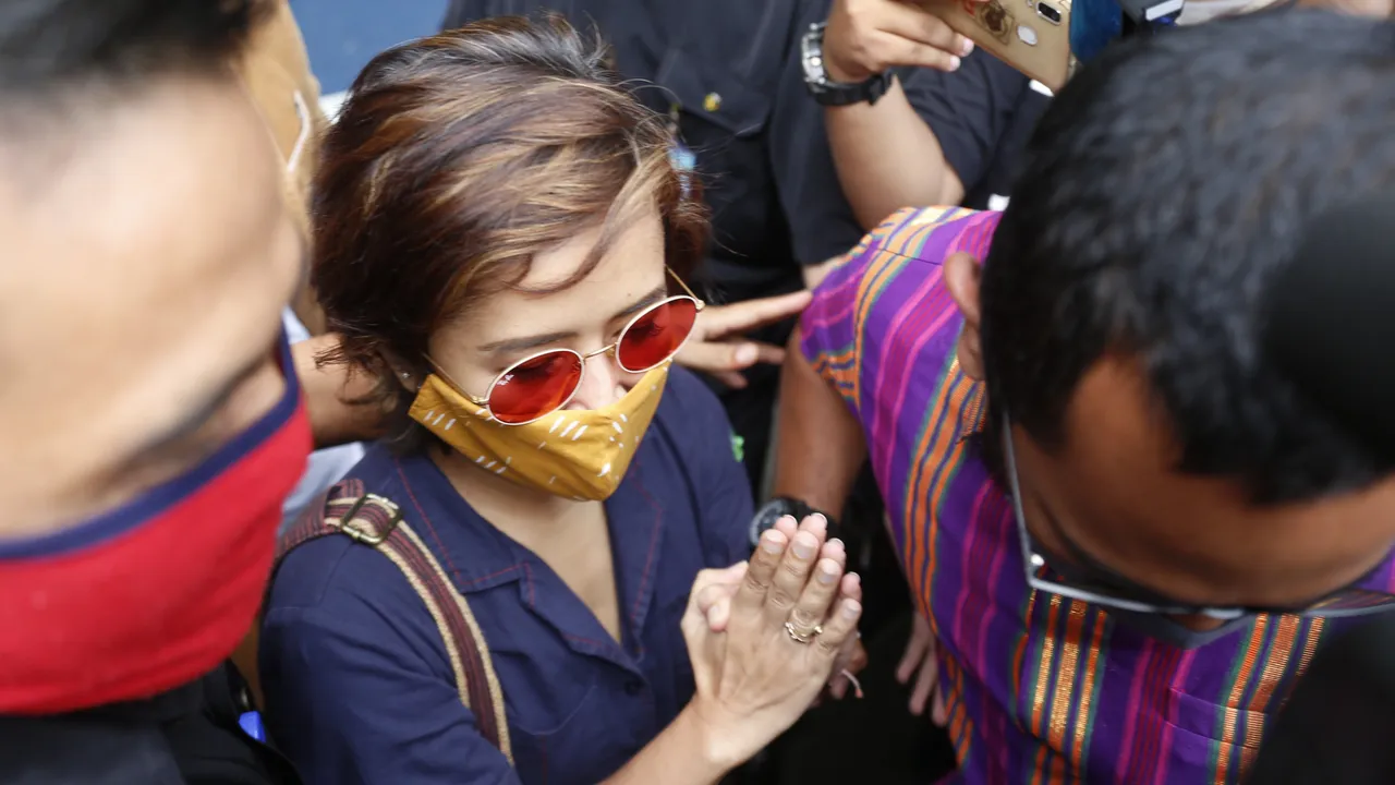 Dwi Sasono Dipindah Ke RSKO, Widi Mulia Dengan Setia Menemani