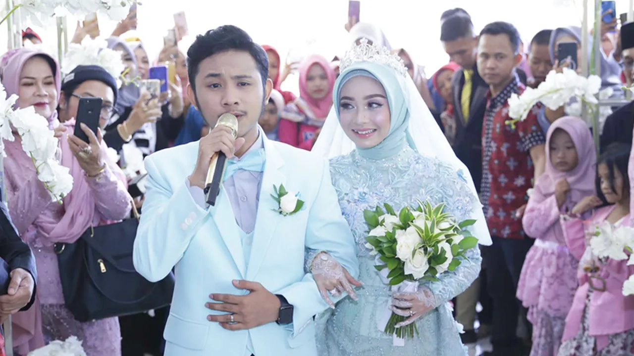 Ega Noviantika Kenakan Baju Bodo di Resepsi Kedua, Cantik bak Wanita Bugis