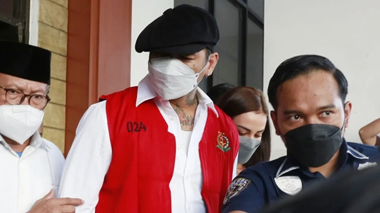 Eksepsi Ditolak, Pihak Jerinx SID Bersyukur Sidang Offline Bakal Digelar