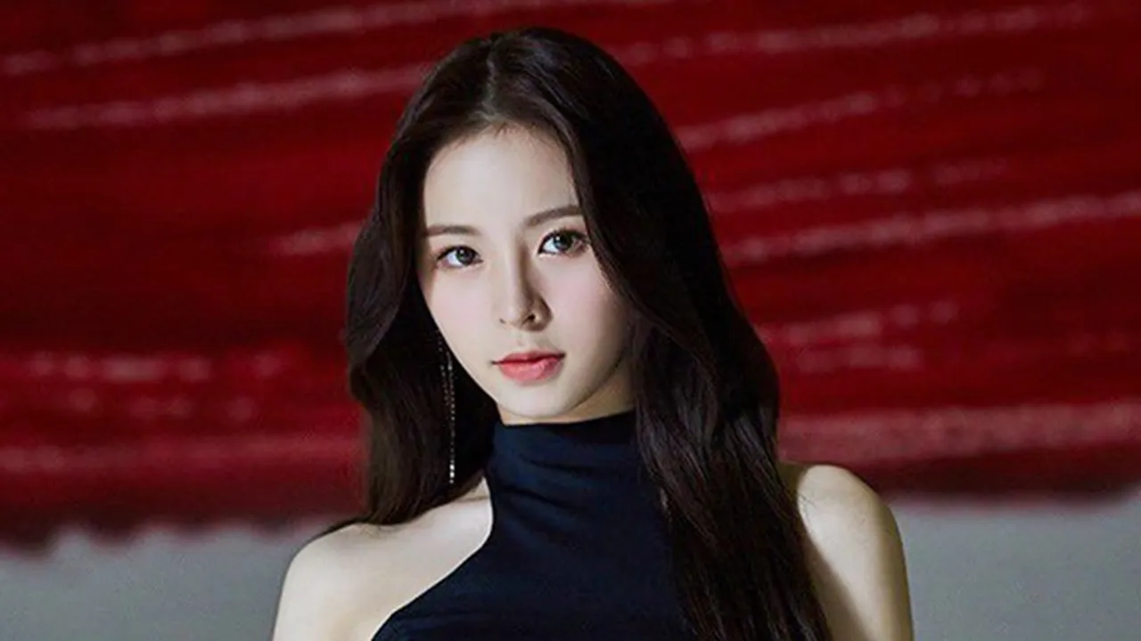 Elkie Resmi Keluar dari CLC dan Cube Entertainment
