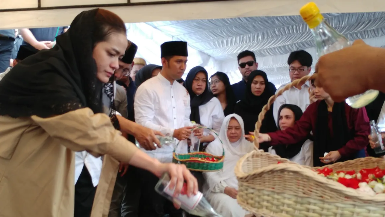 Emil Dardak Ungkap Jika Sang Adik Memang Jarang Mengecek Kesehatannya