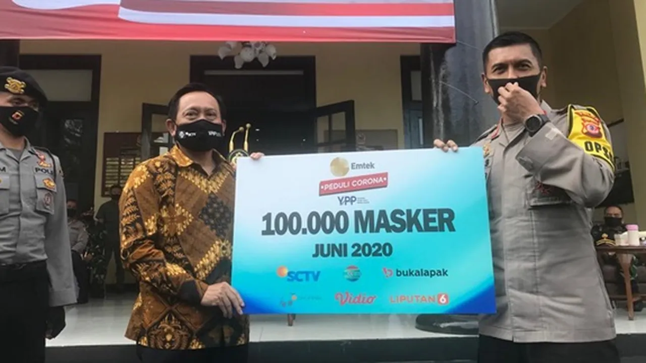 EMTEK Peduli Corona Salurkan Bantuan 100.000 Masker Untuk Wilayah Jawa Barat