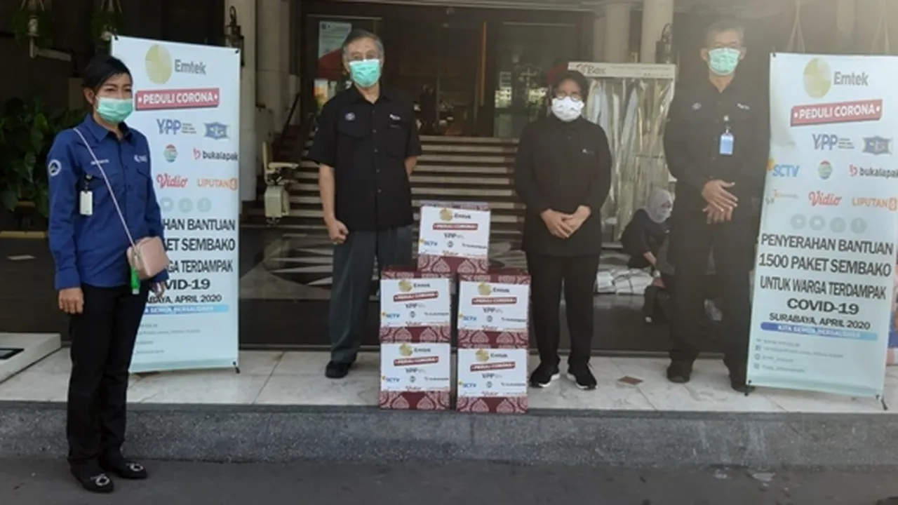 Emtek Peduli Corona Salurkan Bantuan Langsung Kepada Wali Kota Surabaya dalam Rangka Melawan Covid-19 Emtek Peduli Corona Salurkan Bantuan Langsung Kepada Wali Kota Surabaya dalam Rangka Melawan Covid-19