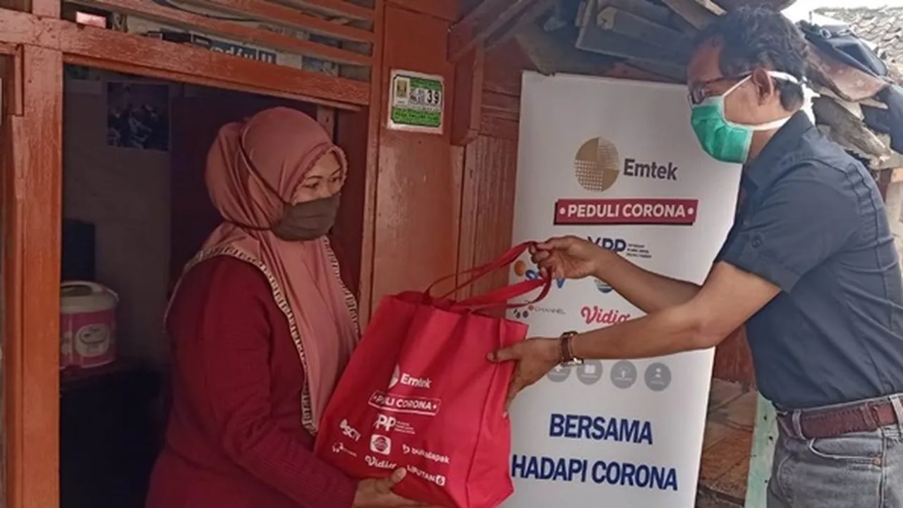 EMTEK Peduli Corona Serahkan Ventilator Untuk Dua Rumah Sakit di Tangerang