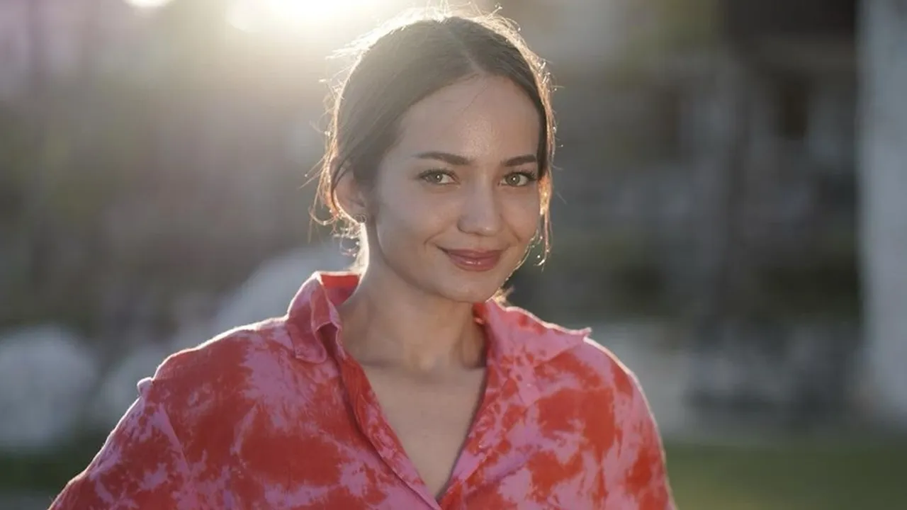 Enzy Storia Pernah Insecure karena Suka Tertawa Ngakak