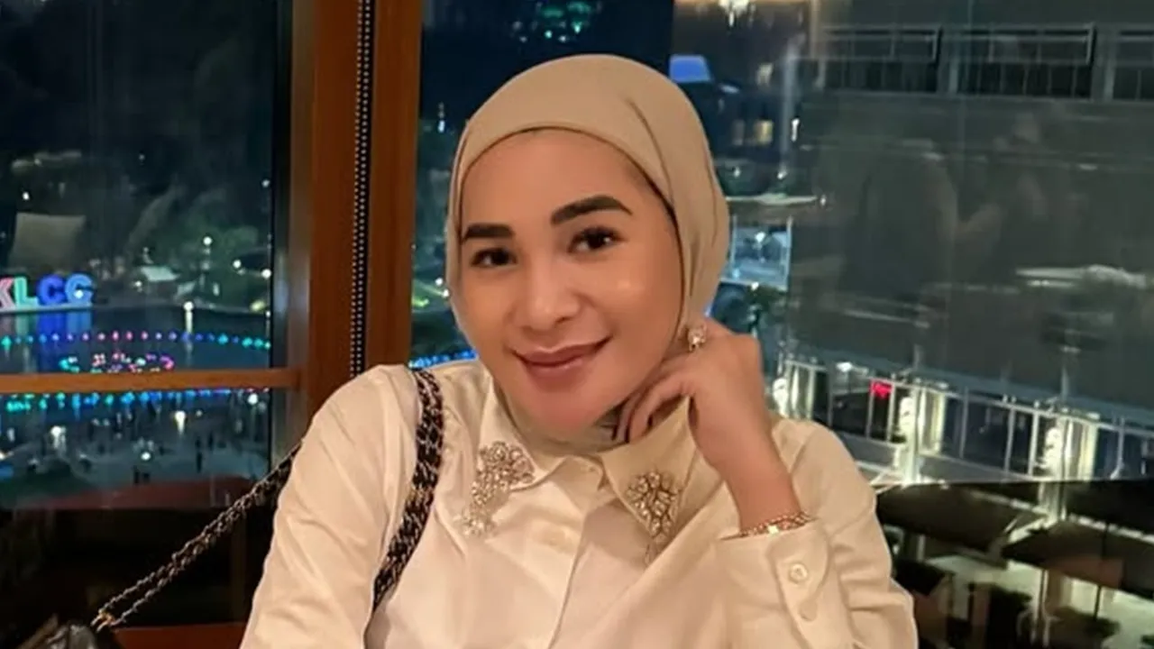 Erin Mengaku Difitnah, Minta Andre Taulany Belajar Agama dan Ancam Sebar Aib