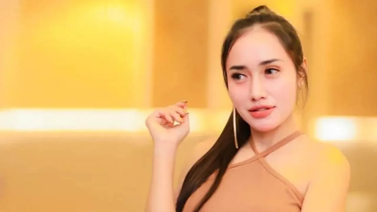 Esty Lestari Perdalam Vocal Demi Kejar Impian