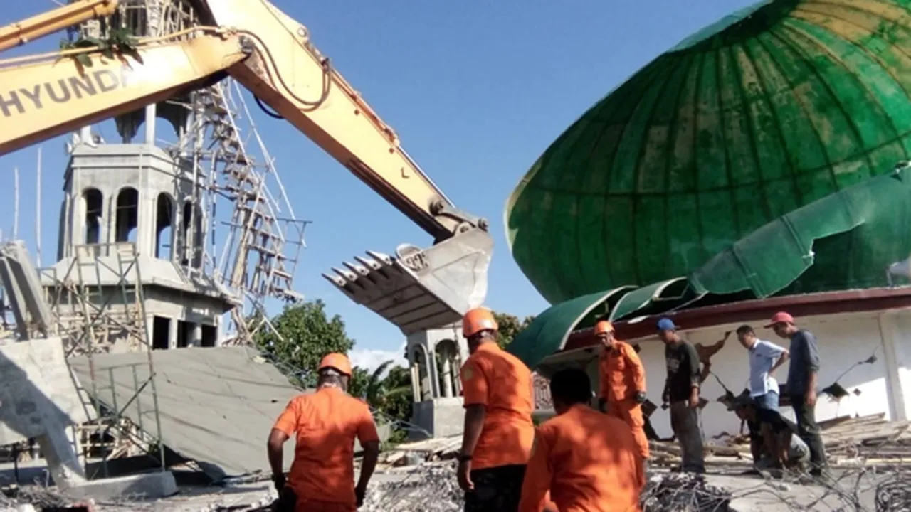 Fakta-Fakta Gempa 7 SR di Lombok: Waspada Tsunami - Memakan 98 Korban Jiwa