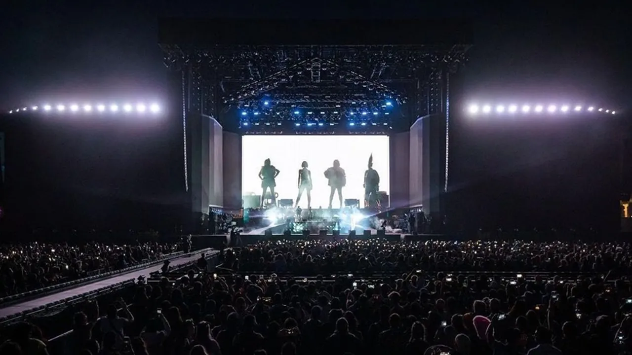 Fakta Menarik 2NE1 di Coachella 2022: Reuni Tak Terduga - Dandanan Sandara Park Sedot Perhatian