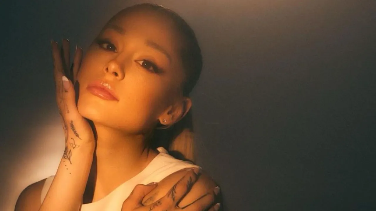 Fakta Menarik Ariana Grande, Takut Ketinggian Tapi Doyan ke Pantai saat Malam Hari