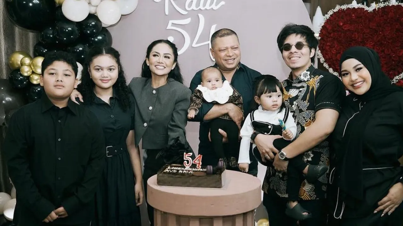 Fakta Menarik Krisdayanti, Diva Cantik yang Blak-Blakan Lakukan Oplas