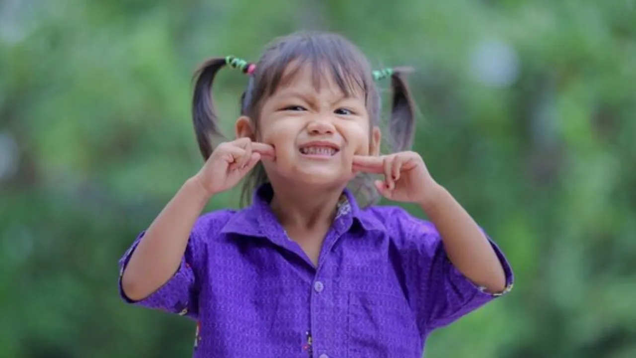 Fakta Mengenai Anak Kidal, Rahasia Dibalik Keistimewaan Dominasi Otak Kanan